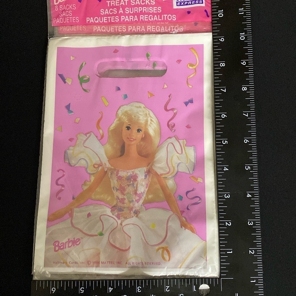 Barbie party favor loot bags Pink birthday Barbie makeup party goodie bags pink - Picture 3 of 5